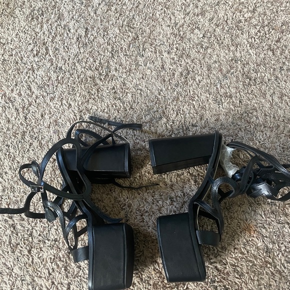 SOLD - Picture 6 of 9